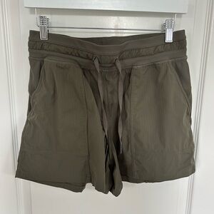 lululemon dance studio high rise shorts 3 1/2”